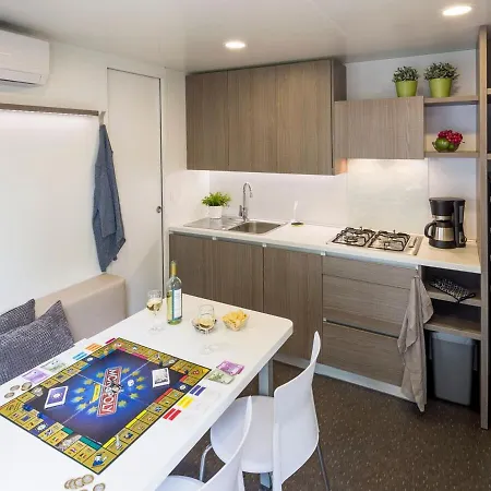 Camping Marvilla Parks - Roan