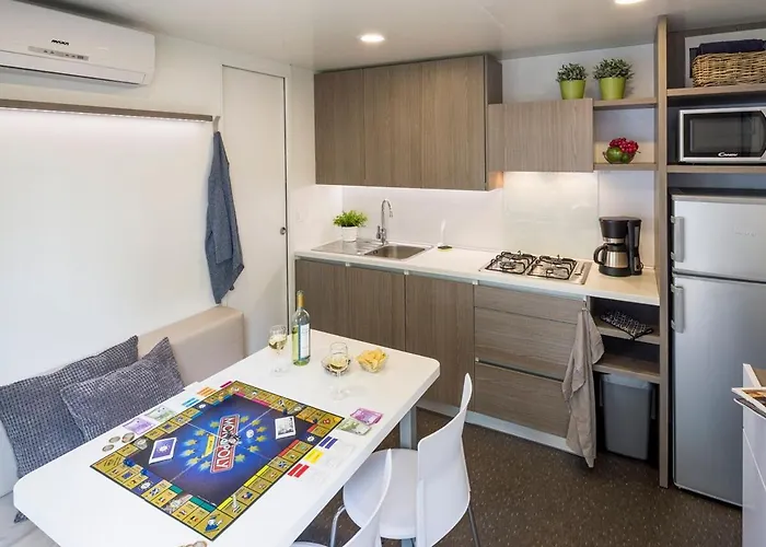 Camping Marvilla Parks - Roan